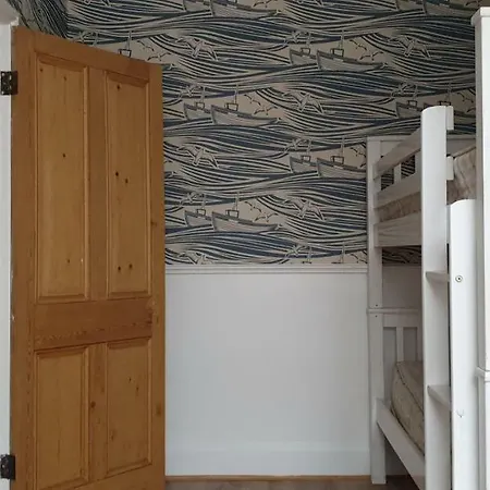 Beagle Yard Filey